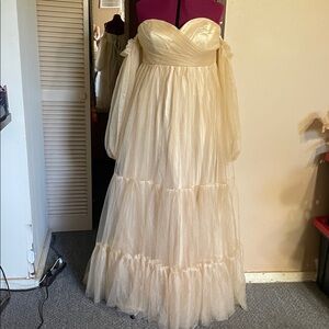 Chic Cream Off-Shoulder Maxi Dress